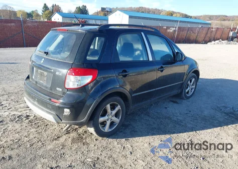 2008 Suzuki Sx4 Convenience/Touring z USA, uszkodzony, nr VIN JS2YB413885111686